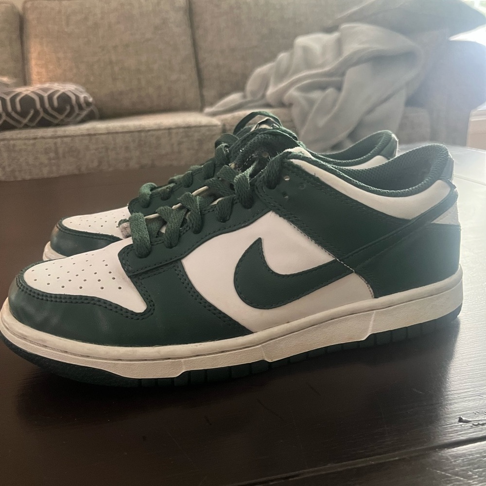 Michigan State Dunks - Picture 3 of 6